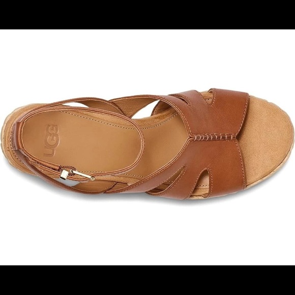 UGG® Women's 11 M Careena Heeled Sandals in Chestnut Leather - Picture 4 of 10